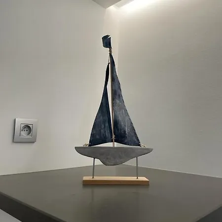 Poire Et Table 2 Marana 奥斯滕德